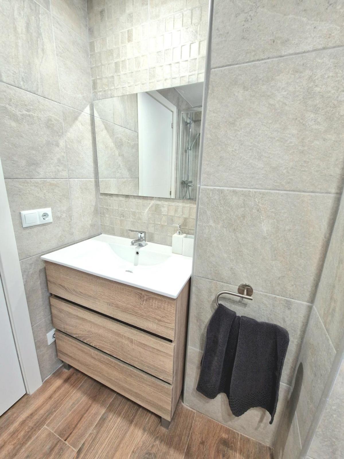 Apartment 2 Bedroom In The Center Of