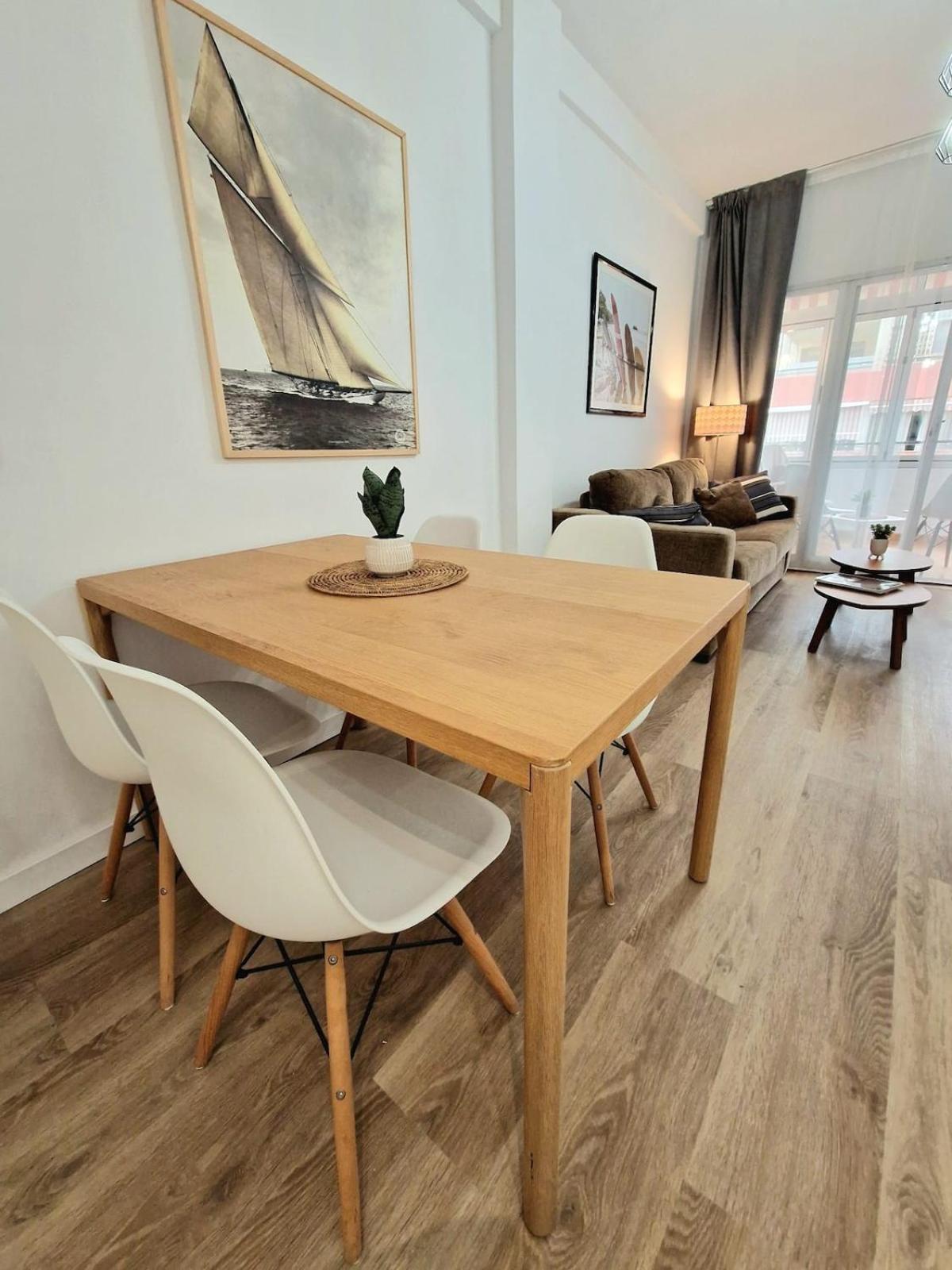2 Bedroom In The Center Of